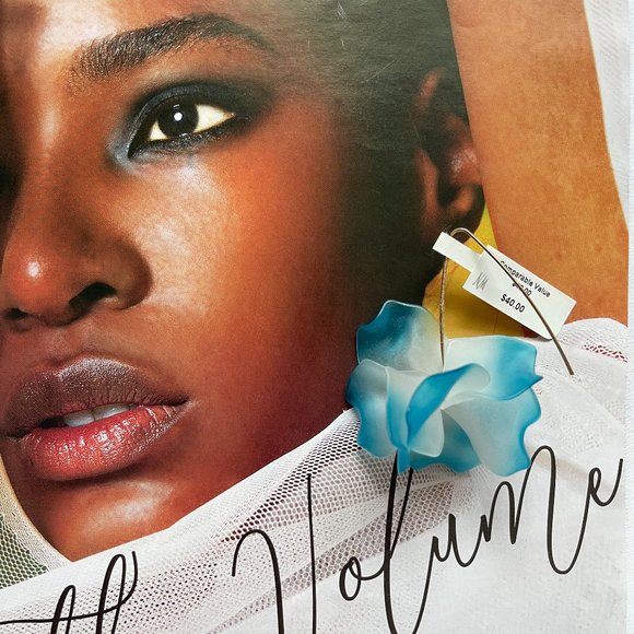 NWT NM Acrylic Drop Dangle Flower earrings - Picture 3 of 7